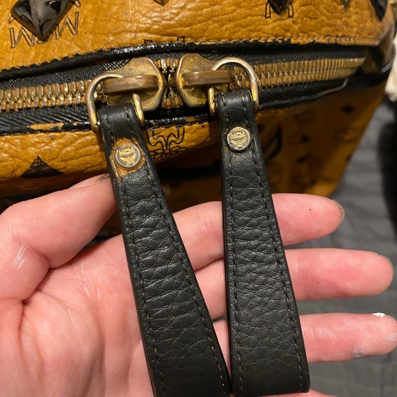 Customized Mcm backpack 🎒 - Picture 5 of 15